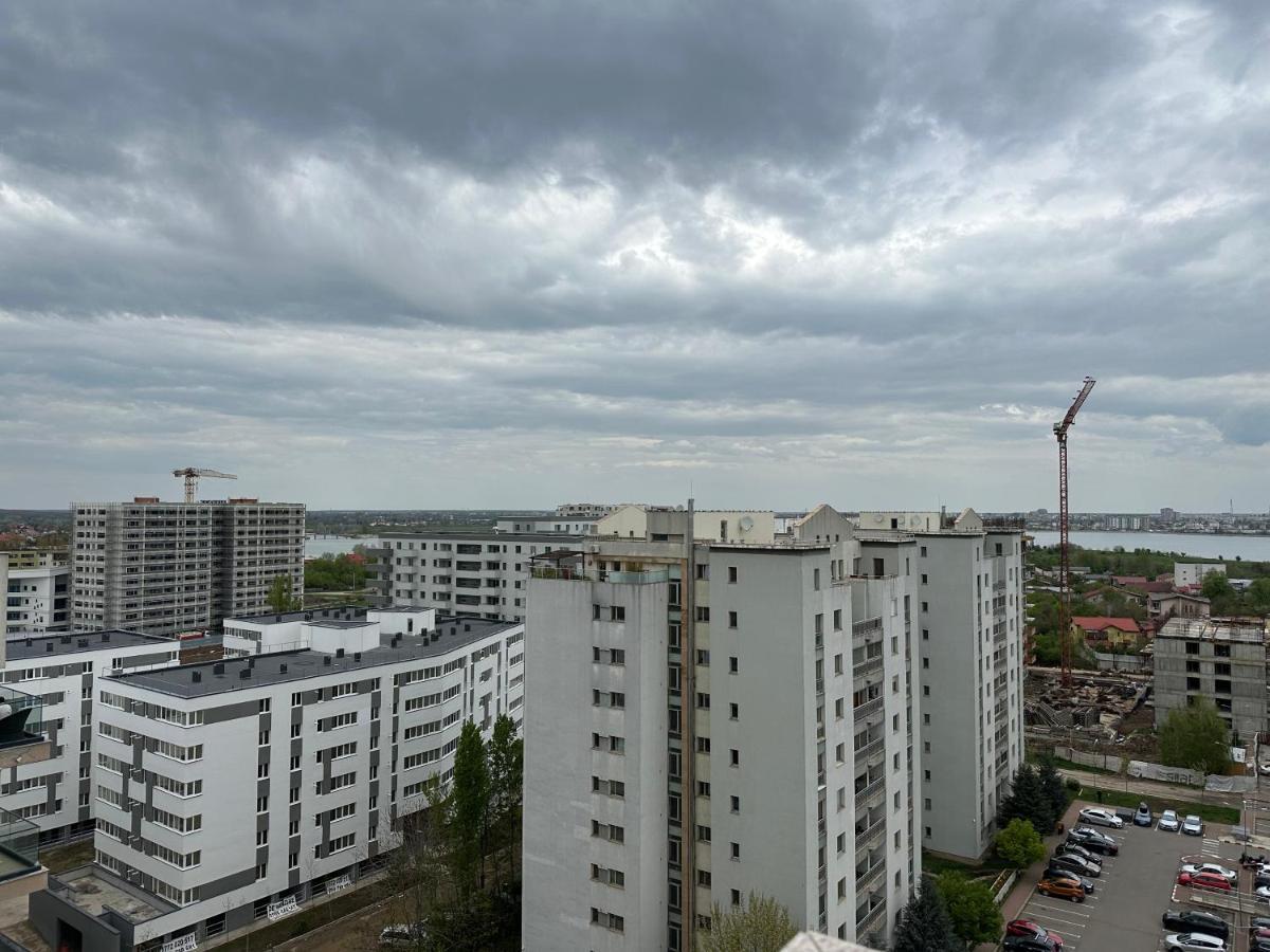 Fabulous Penthouse Lakeview W20 Appartamento Bucarest