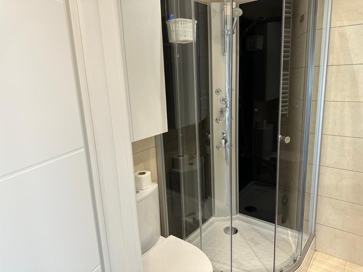Appartamento Fabulous Penthouse Lakeview W20 Bucarest